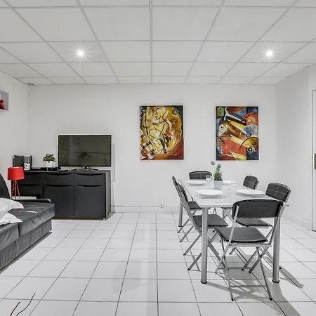 شقة باريس  في Triplex In Boulevard De Magenta By Guestready المظهر الخارجي الصورة