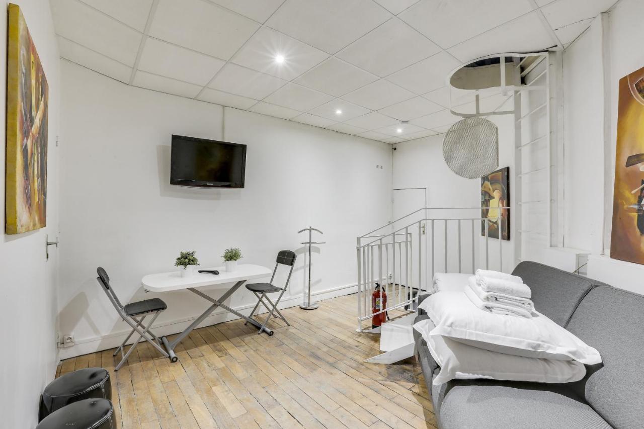 شقة باريس  في Triplex In Boulevard De Magenta By Guestready المظهر الخارجي الصورة
